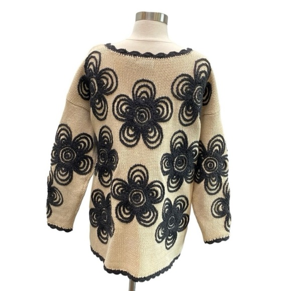 Long Sleeve Floral Print Embroidered Knit Sweater By Incognito Vintage - Picture 5 of 8